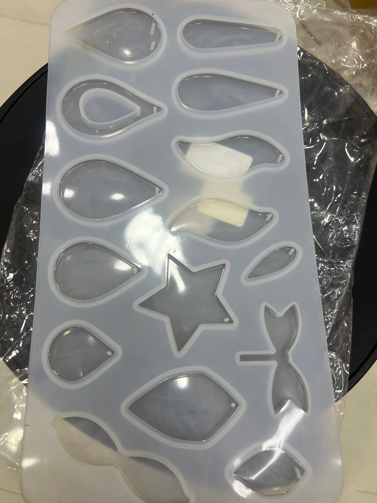 15 Cavity Pandant Jewellery & Keychain Mould