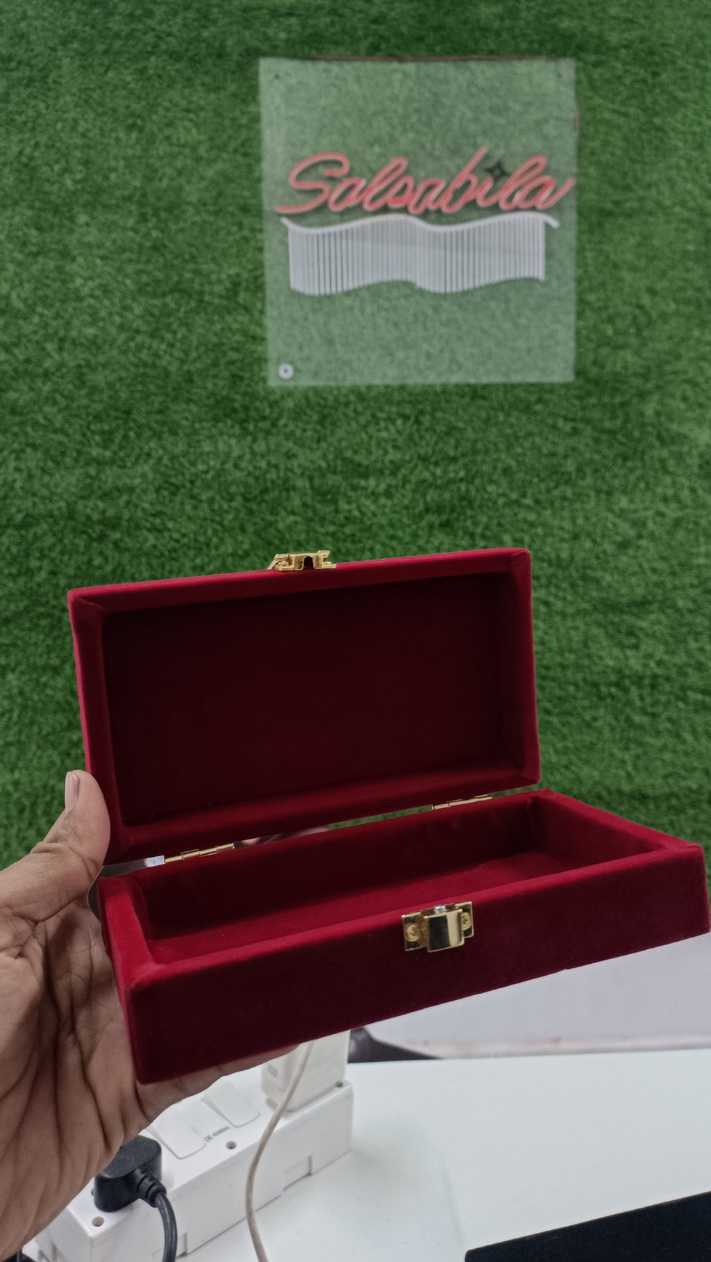 cash box (velvet meher box)