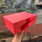 Plain Ribbon Trunk Box collapsing