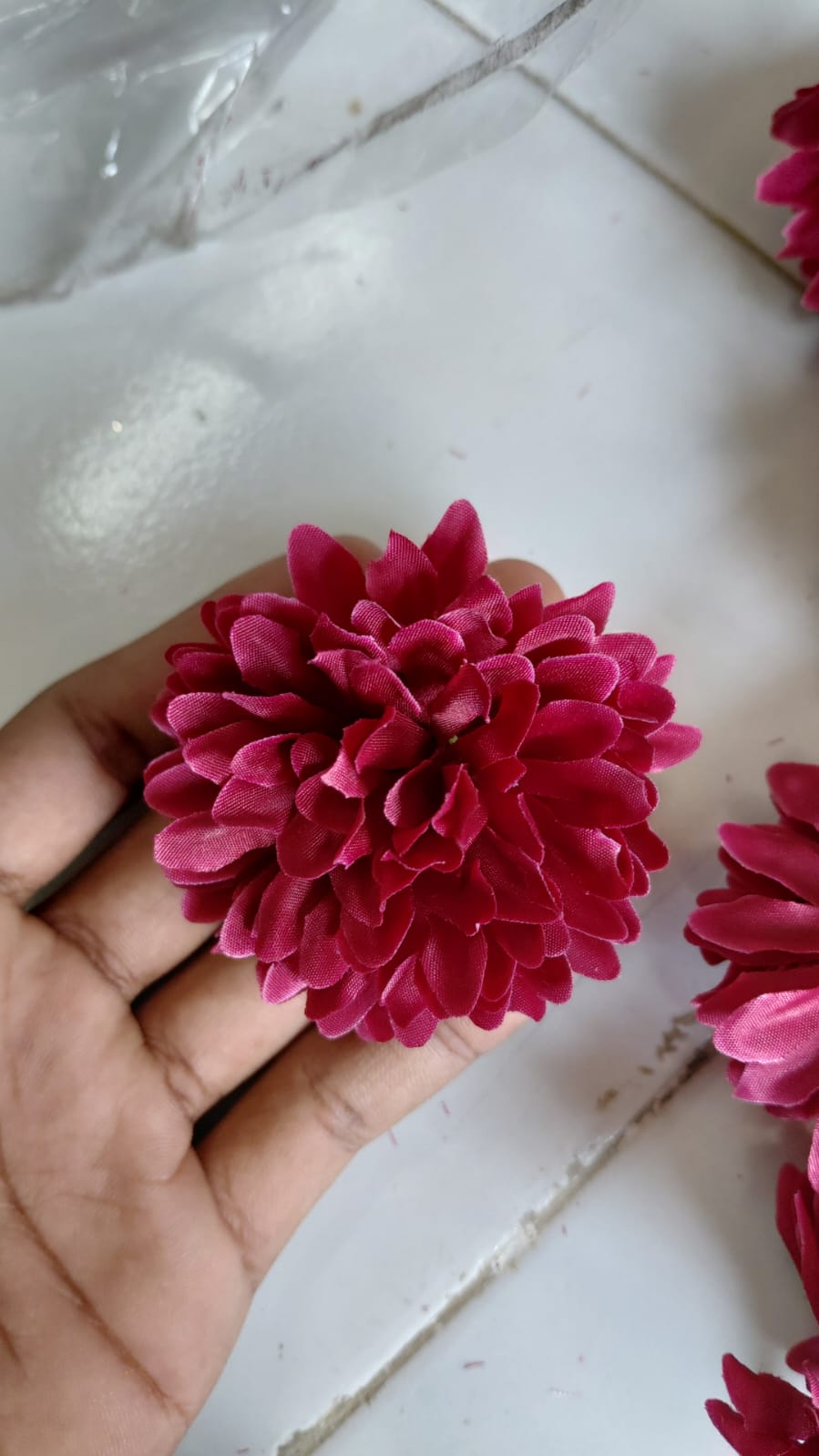 Premium Faux Floral Bloom Collection – Artificial Chrysanthemum & Dahlia Heads