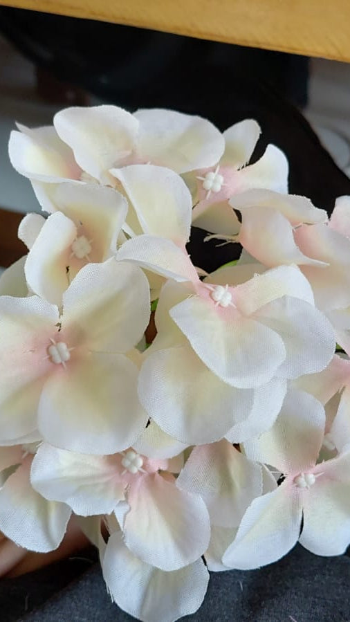 artificial-hydrangea-flower-bunch-multicolor-solid.png