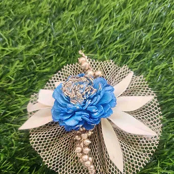 Dry Flower Brooch