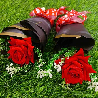 small flower bouquet