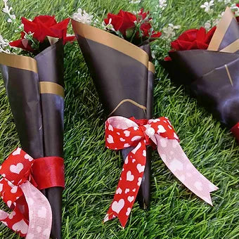 small flower bouquet