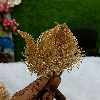 Golden fillers - gift-cake-decor