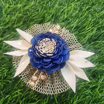 Dry Flower Brooch
