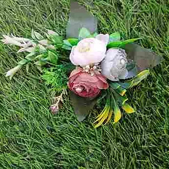 Artificial Flower Brooch for Gift & Trousseau Packing – Elegant Floral Accessory