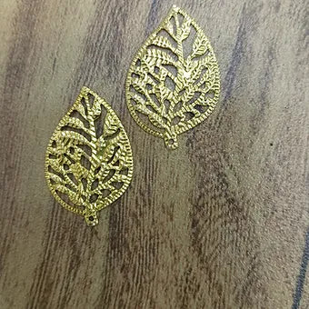 Inside Branch metal leaves
