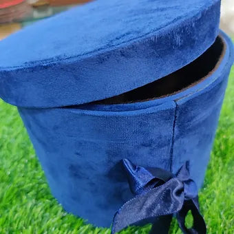 Suede Round Surprise Box