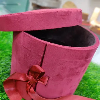 Suede Round Surprise Box