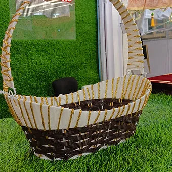 Brown and white hamper basketa