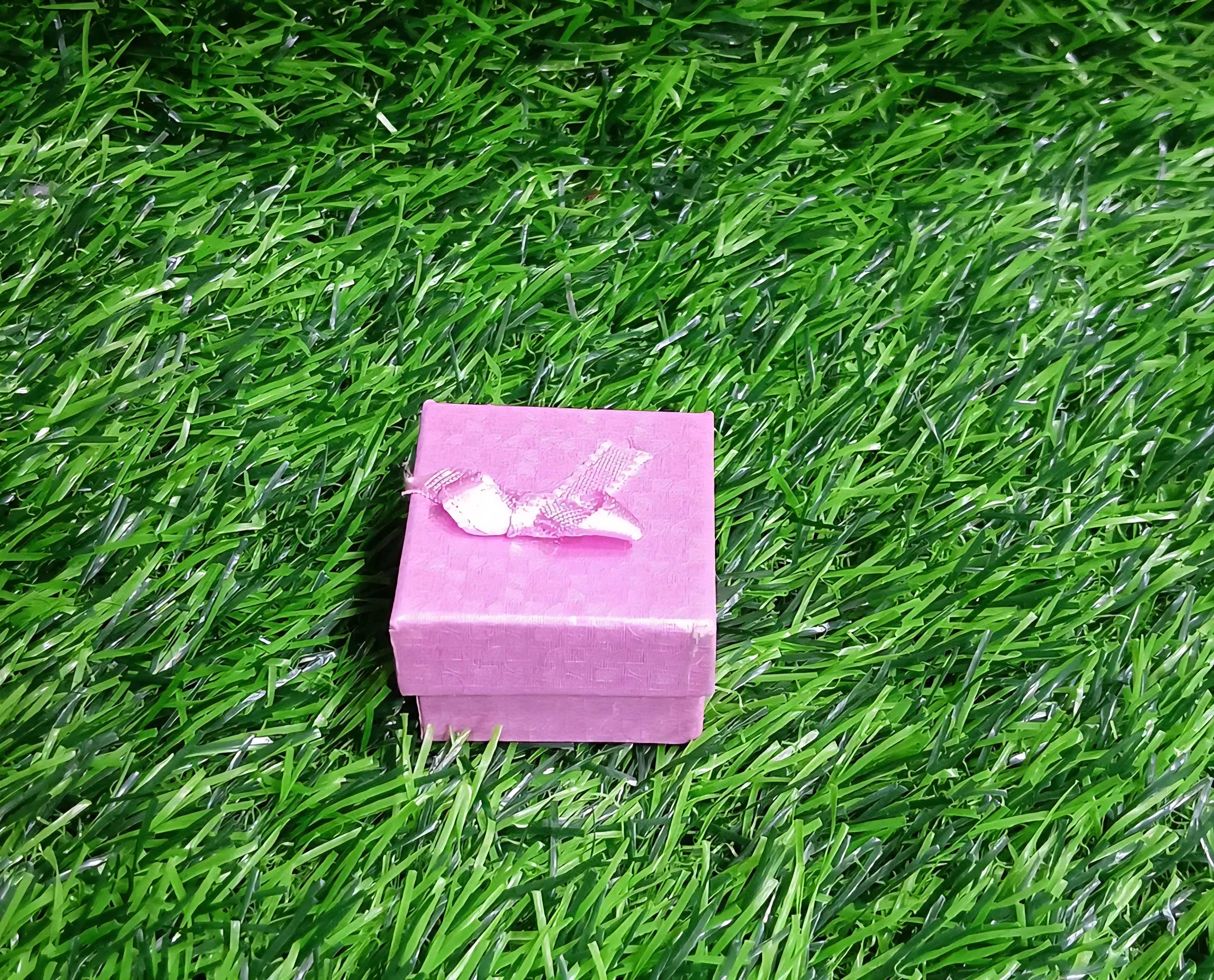 Small Gift Box with Bow 2 * 2 * 2