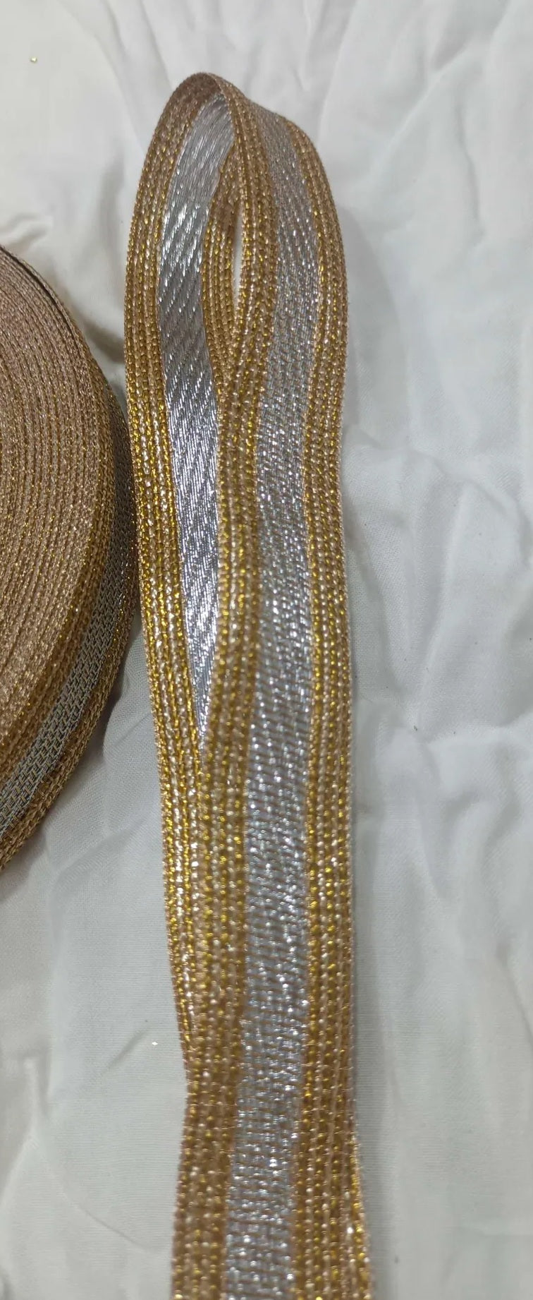 Sharp golden glitter lace