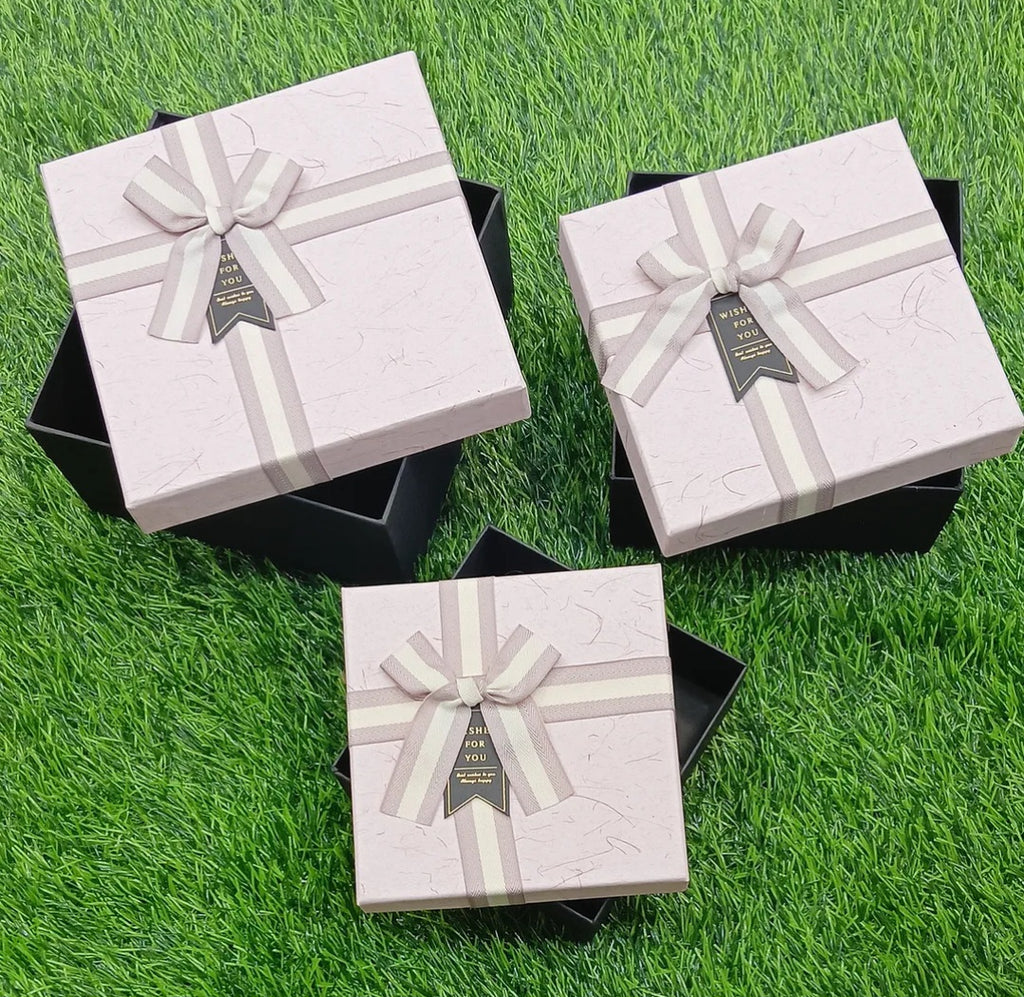 Square gift box