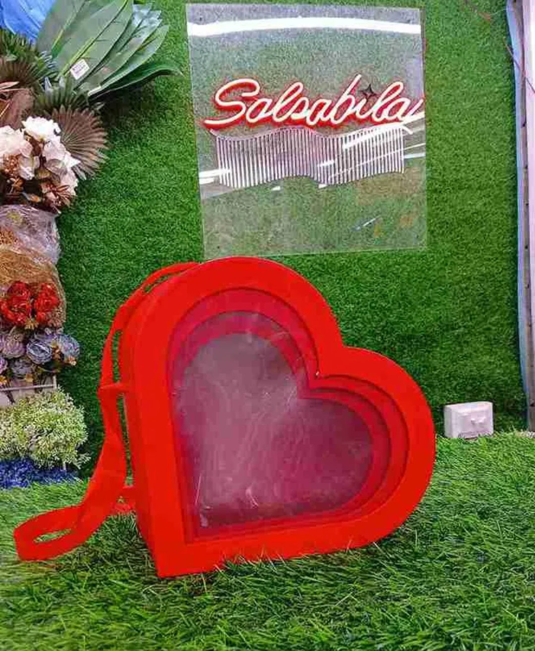 Heart shape gift box