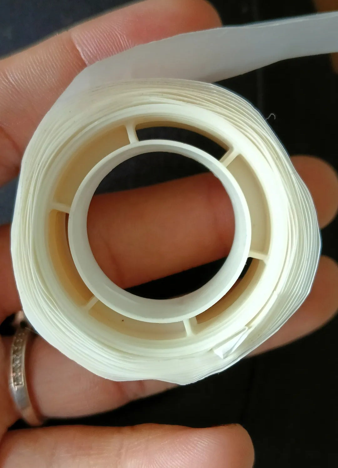 glue drop for balloon