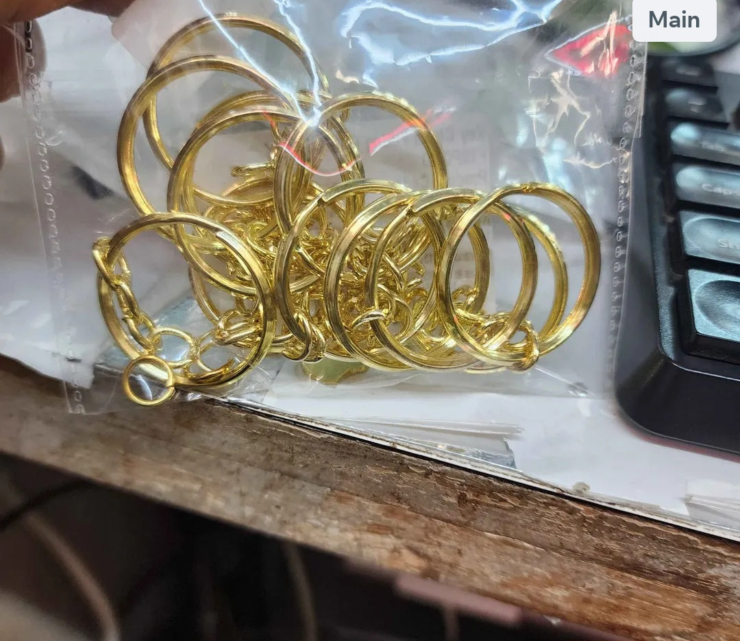 KEY CHAIN FLTTING gold