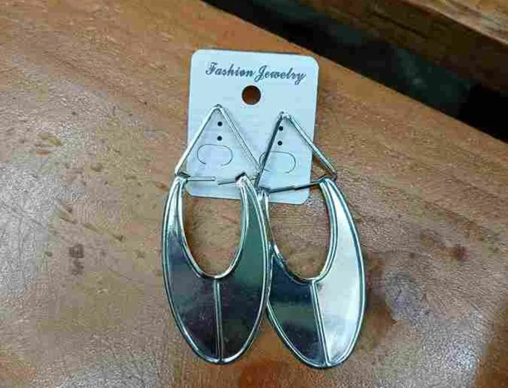 Earing Jhumka For Resin mb8
