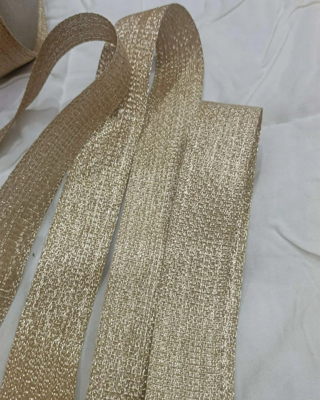 Gold classic lace design