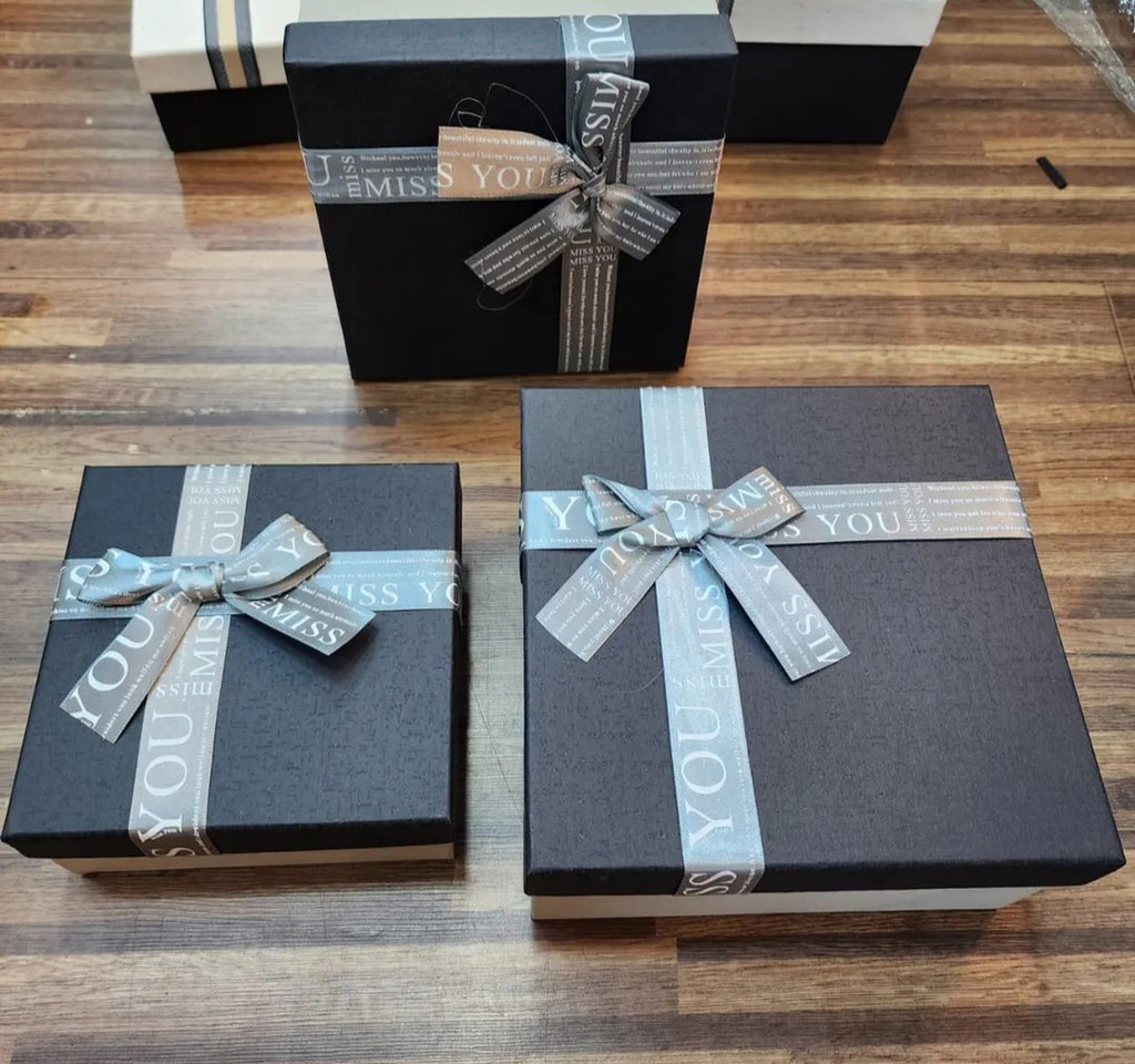 Square gift box
