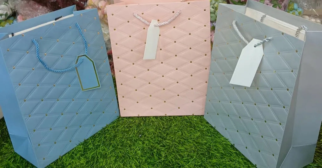Paper gift bag