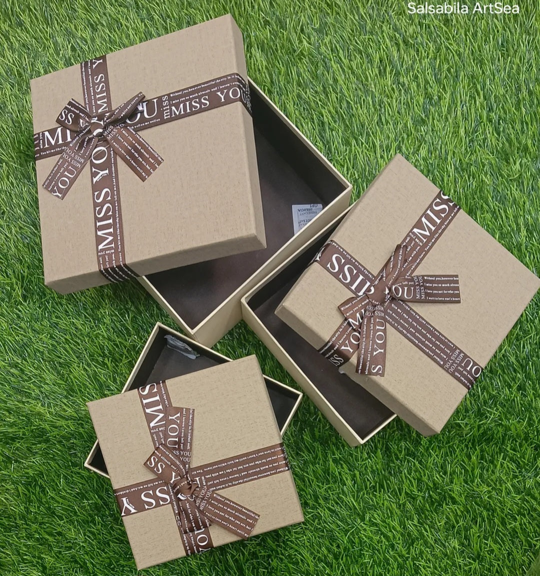 Square gift box