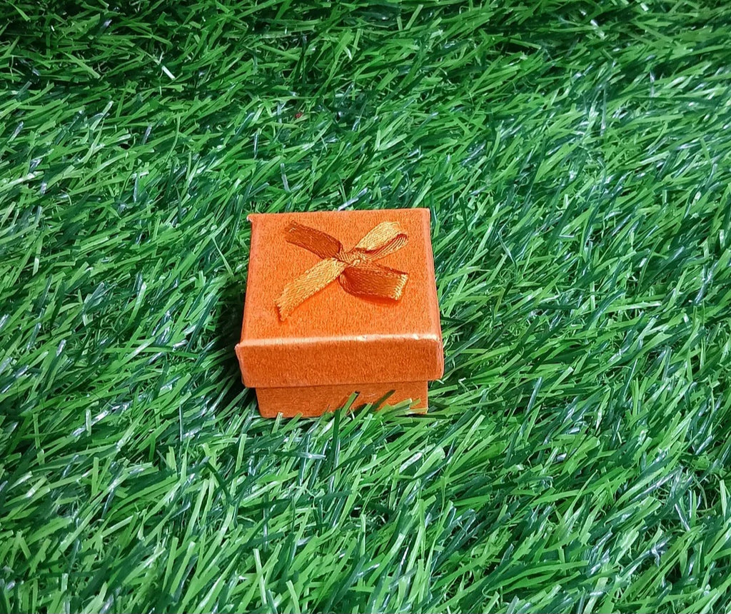 Small Gift Box with Bow 2 * 2 * 2