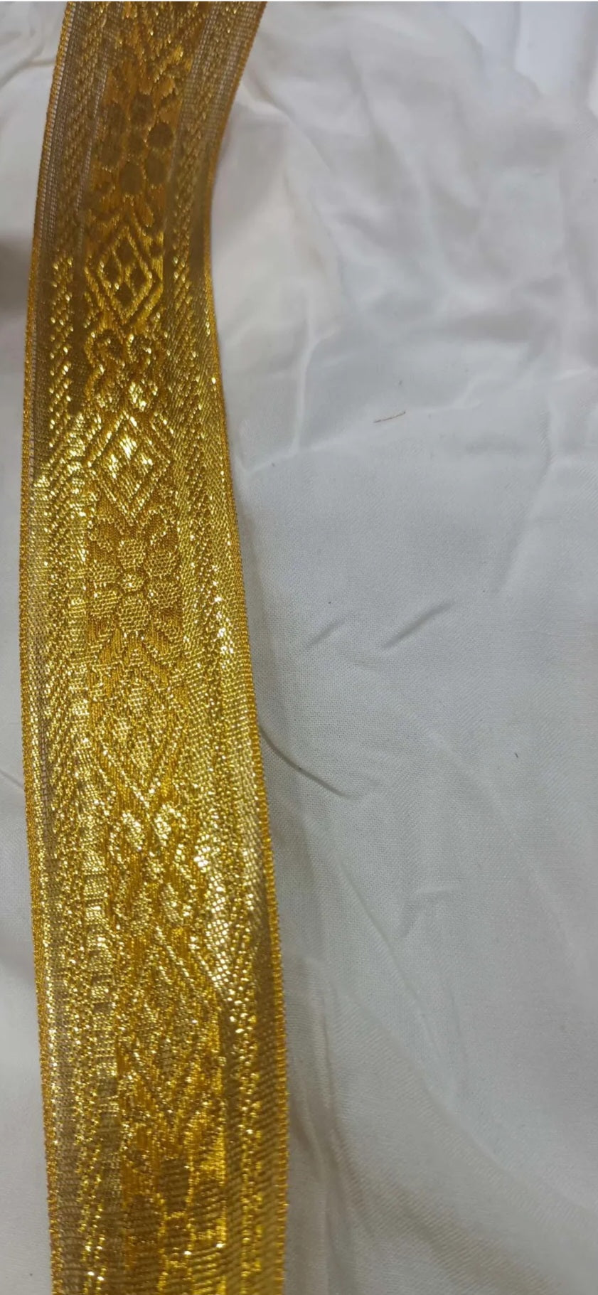 Designer lace ambart