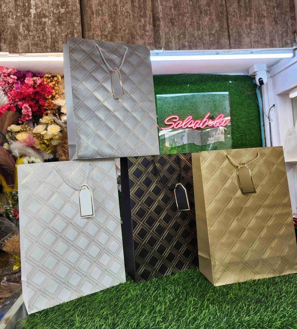 Paper gift bag
