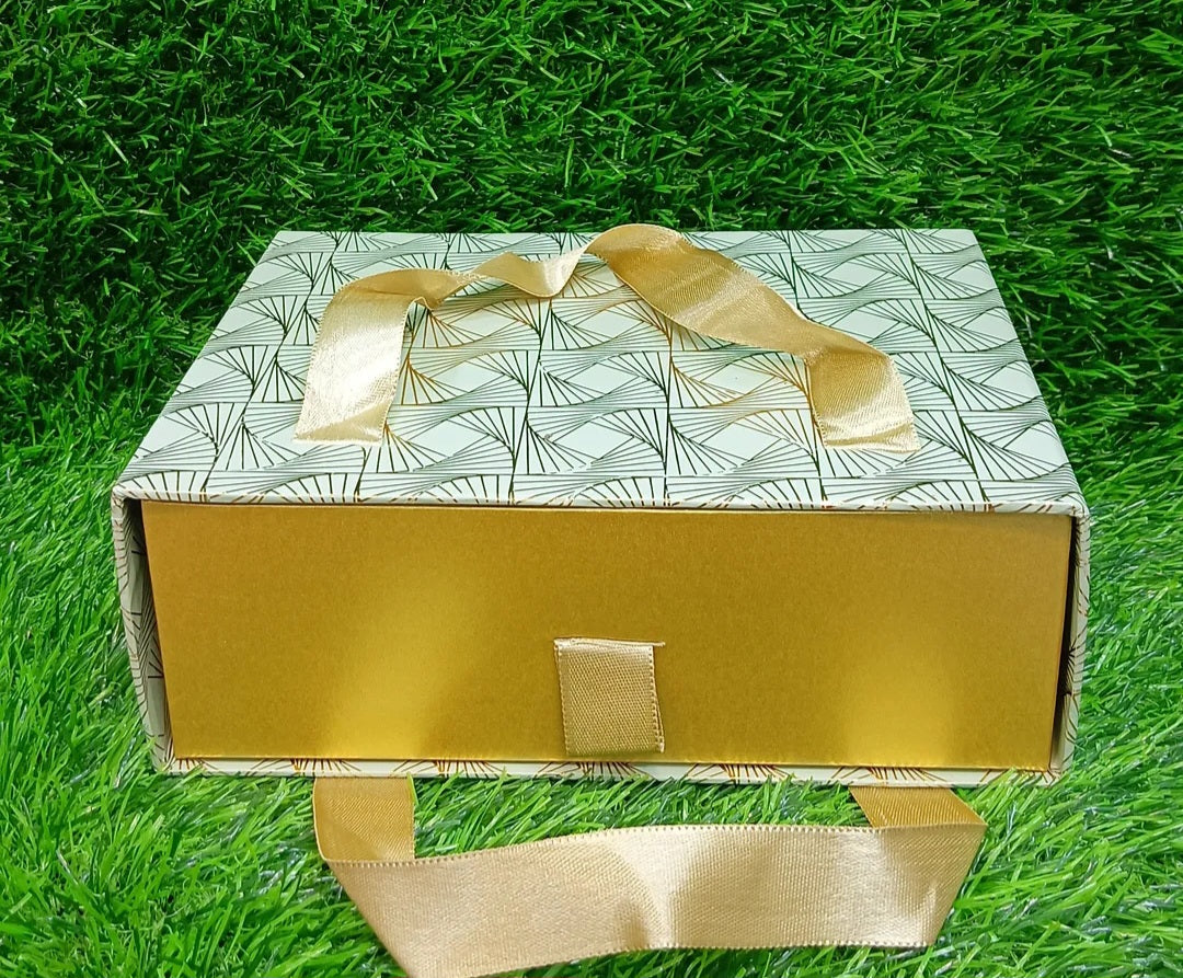 Printed Cavity Box with Handles