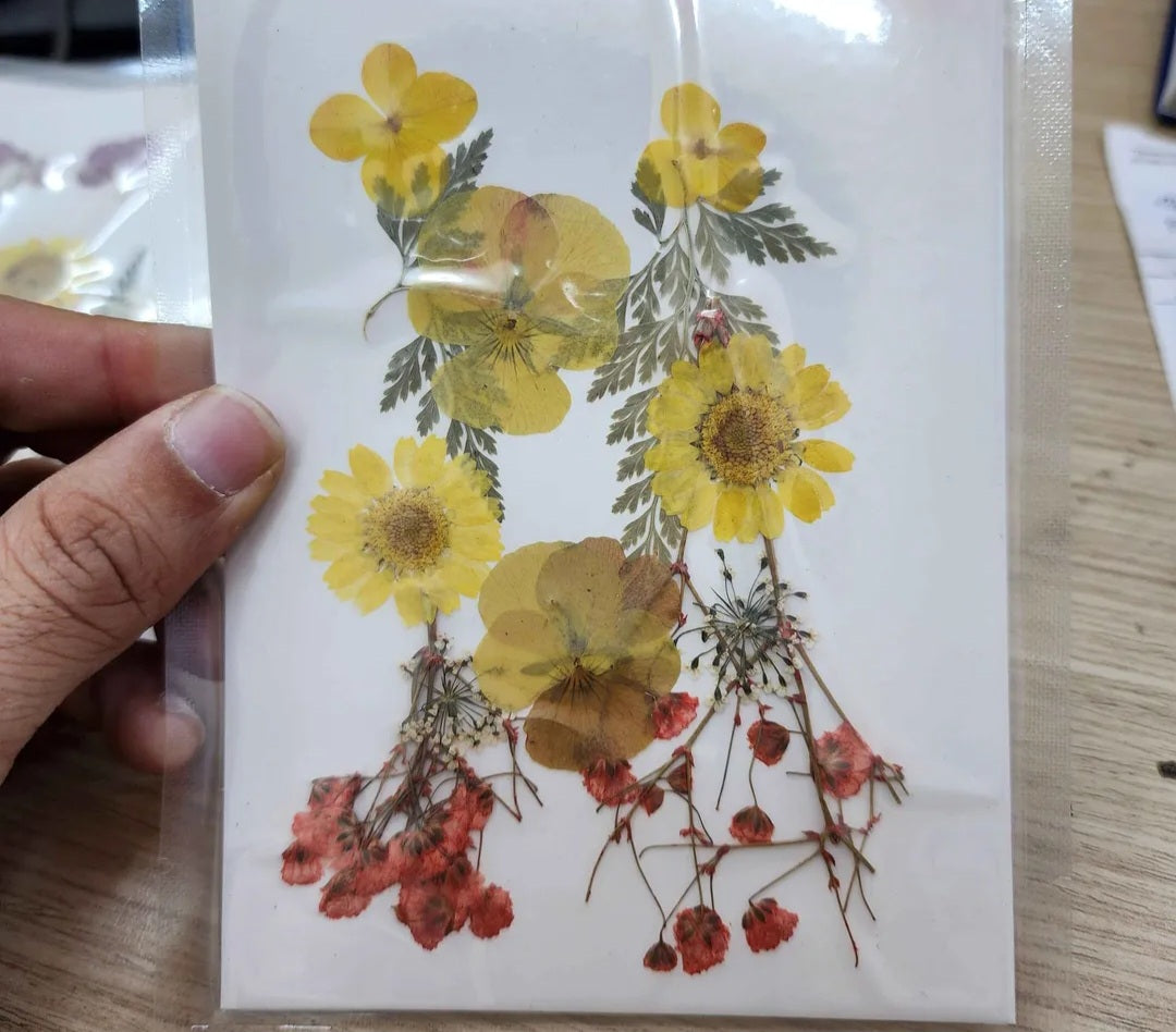 copy of DRIED FLOWER PRESS RESIN