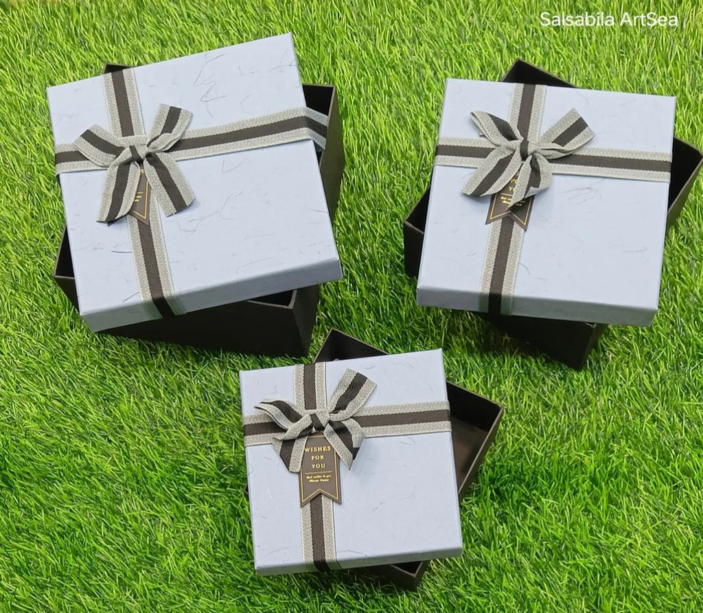 Square gift box